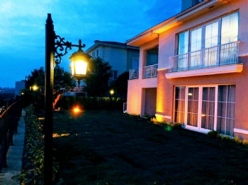 Bahçeşehir Eston